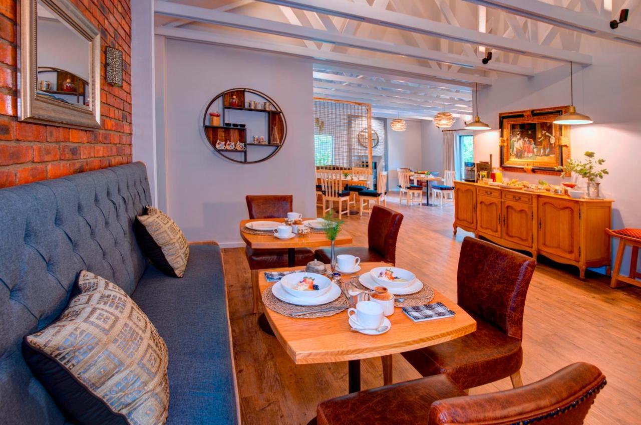 Amour Guest House George Bagian luar foto